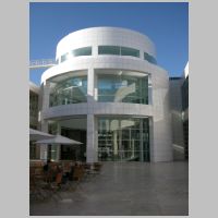 Richard Meier, Getty Centre, photo by einalem, flickr.jpg